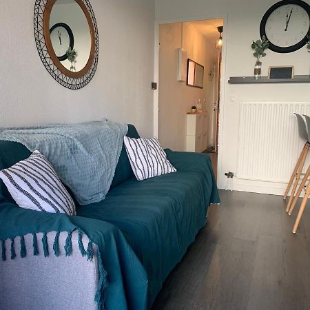 Chaleureux Appartement Face Au Port Sta Lucia, Tout A Pieds, Wifi Сен-Рафаель Екстер'єр фото