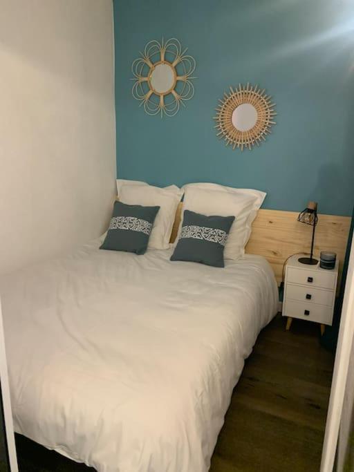 Chaleureux Appartement Face Au Port Sta Lucia, Tout A Pieds, Wifi Сен-Рафаель Екстер'єр фото